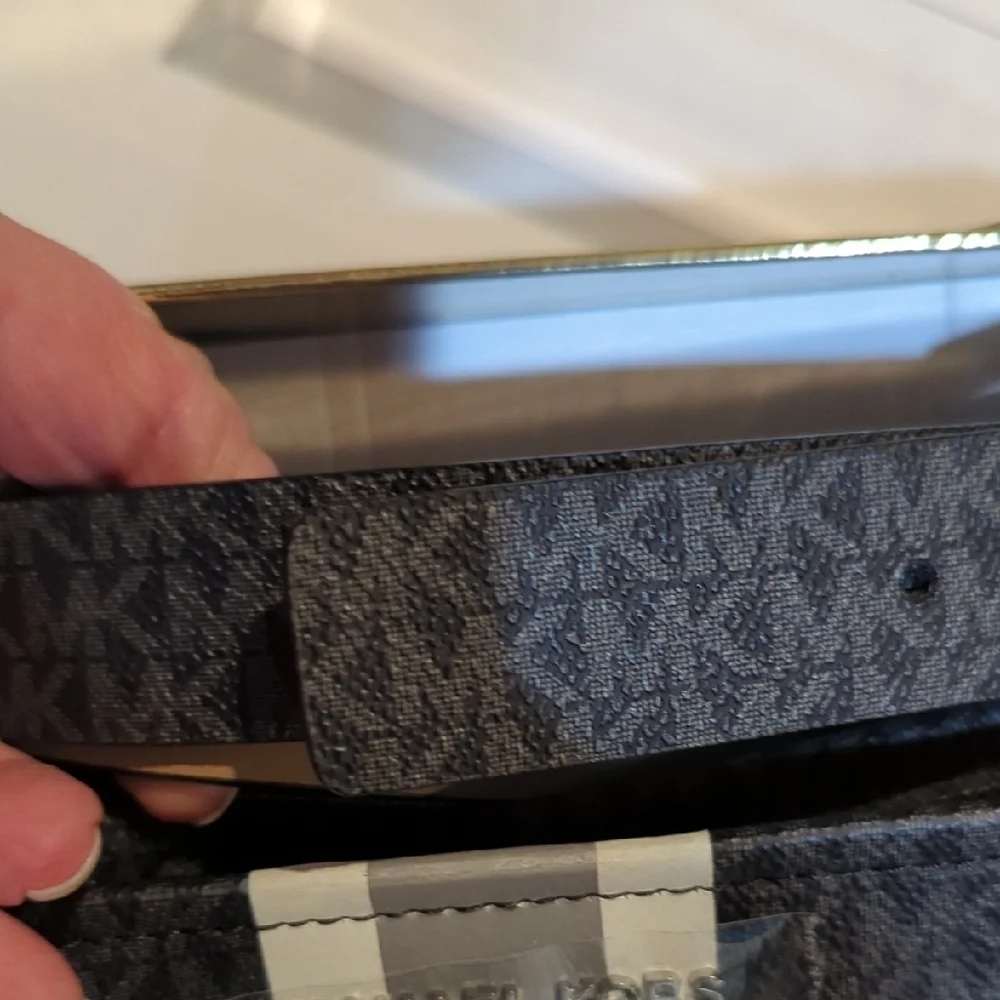 Michael Kors adjustable Black Belt Bag NWT